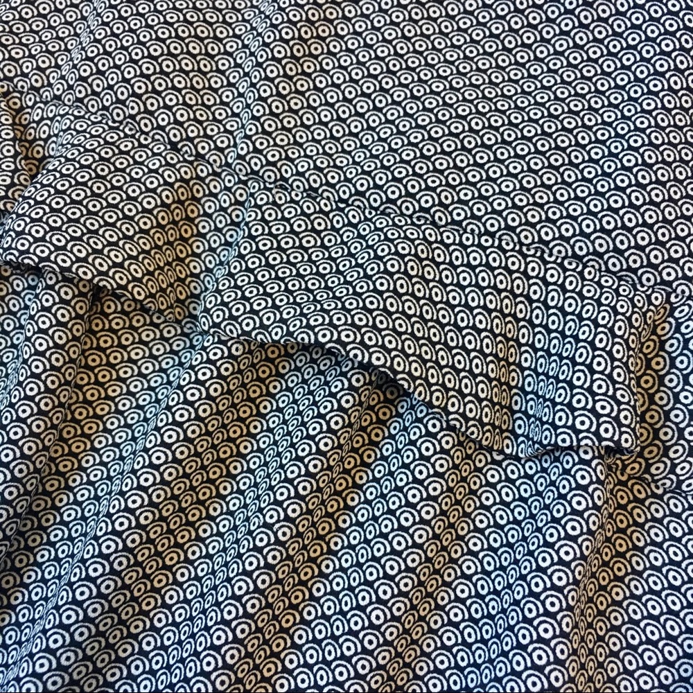 LOFT Ruffle Blouse - Picture 3 of 5